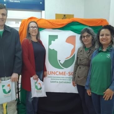 Dirigentes do SITESPM-CHR participam de Seminário sobre os desafios da Educação Infantil em Santa Catarina